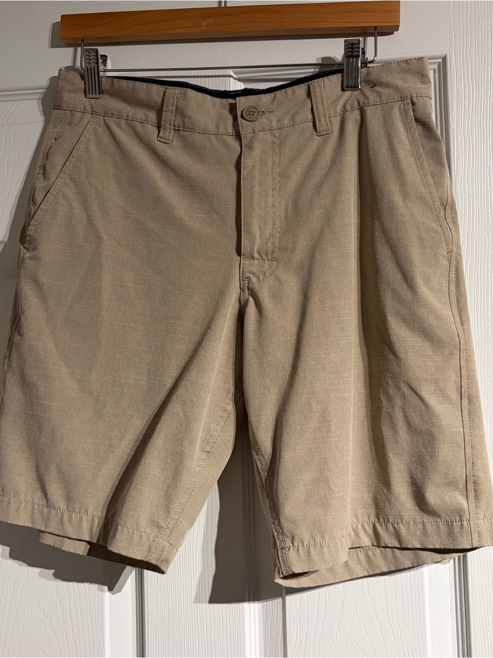 RVCA flat front Khaki Shorts Men’s Size 30 Bottoms